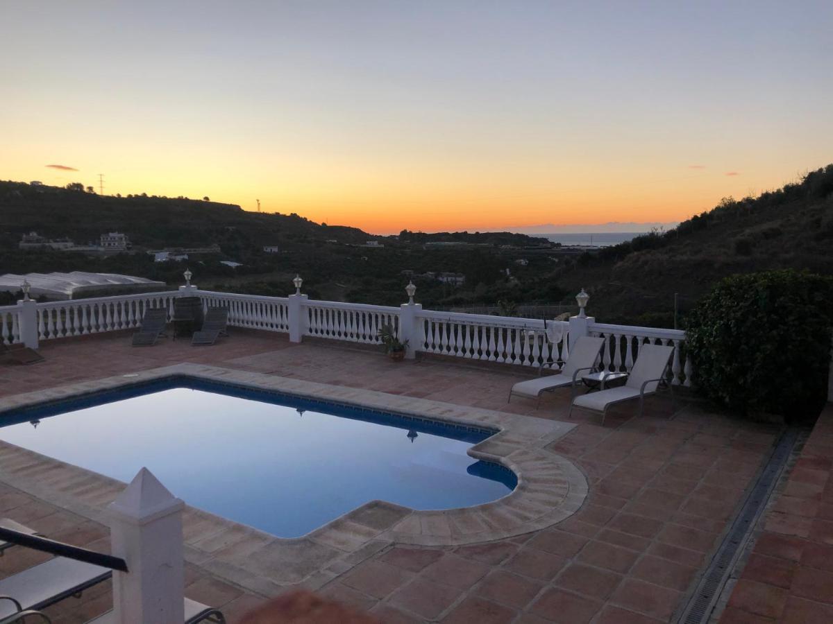 Villa Sunshine Countryside Resort Frigiliana Exterior photo